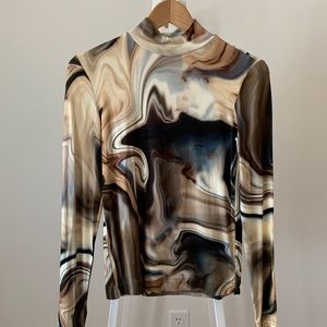 Marble print mock neck